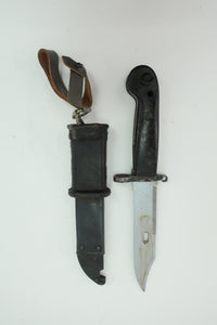 Knife 16