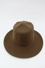 Load image into Gallery viewer, New Zealand Type 3 Lemon Squeezer hat
