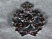 Load image into Gallery viewer, Victorian Constabulary Senior Officers Badge
